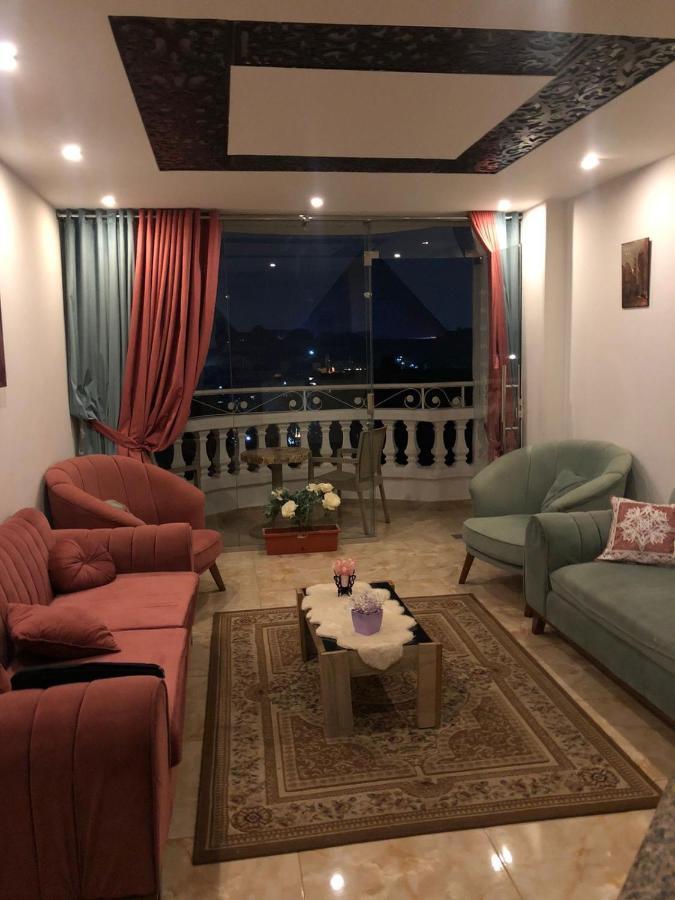 Full Pyramids View Apartment With Balcony For 8 P Kafret el-Gabal Exteriör bild