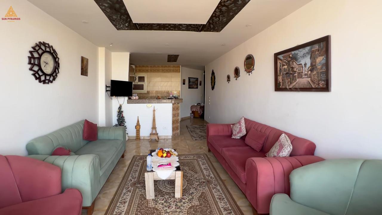 Full Pyramids View Apartment With Balcony For 8 P Kafret el-Gabal Exteriör bild