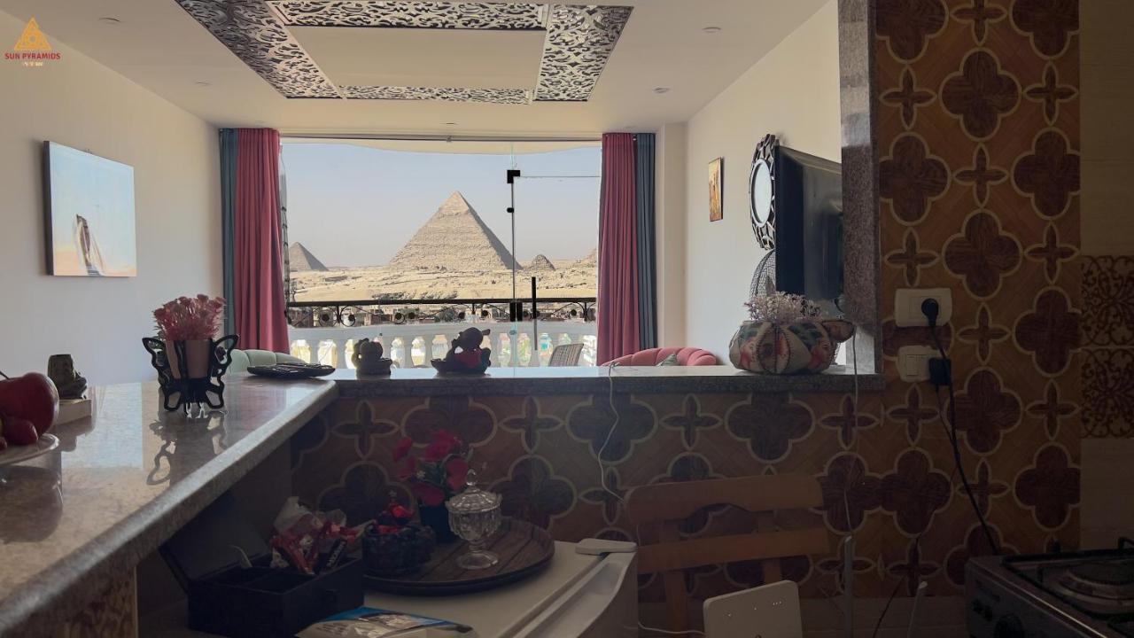 Full Pyramids View Apartment With Balcony For 8 P Kafret el-Gabal Exteriör bild