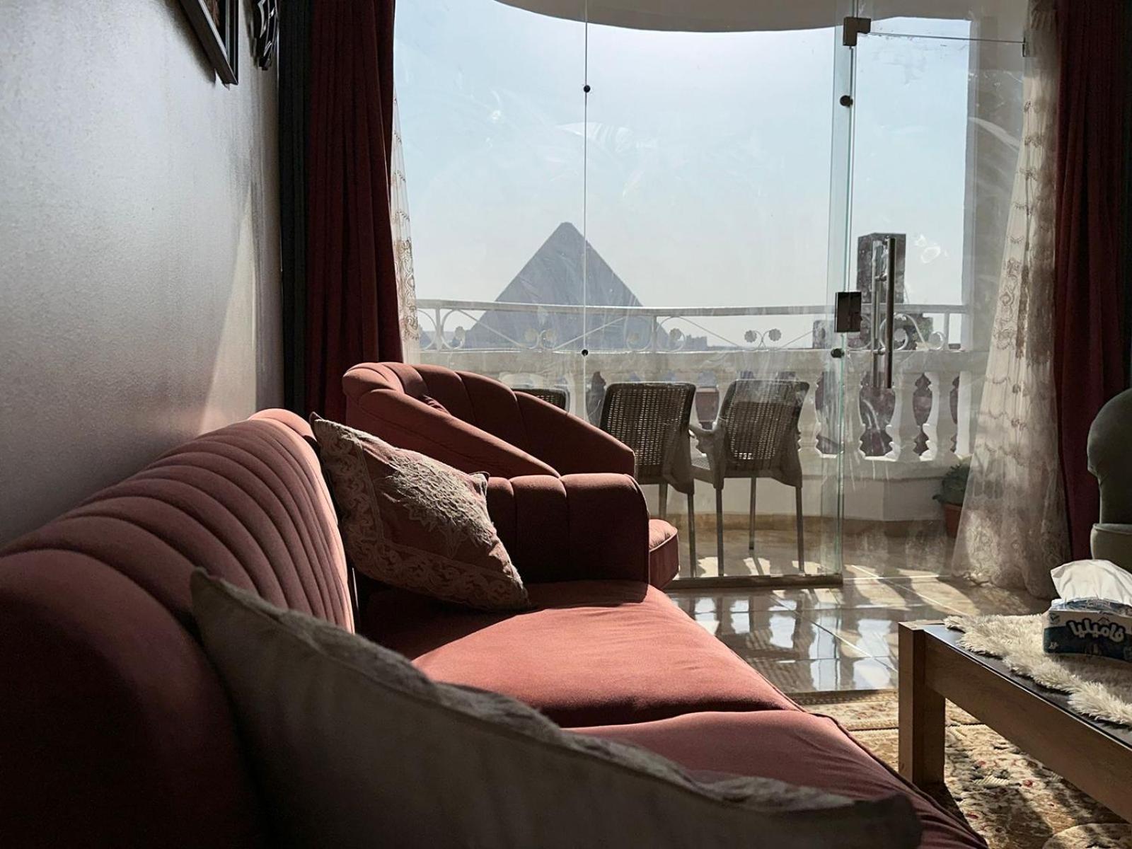 Full Pyramids View Apartment With Balcony For 8 P Kafret el-Gabal Exteriör bild