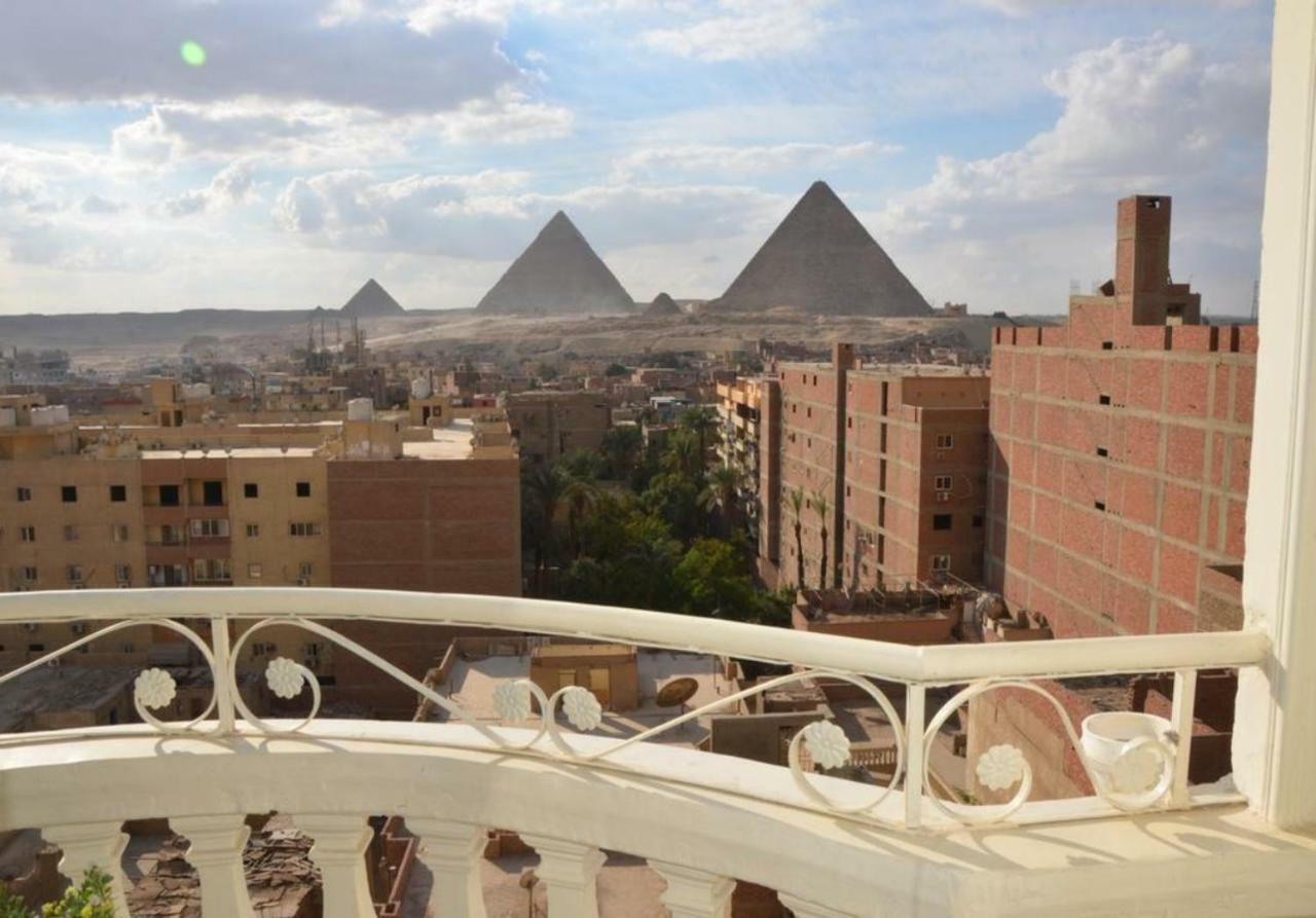 Full Pyramids View Apartment With Balcony For 8 P Kafret el-Gabal Exteriör bild